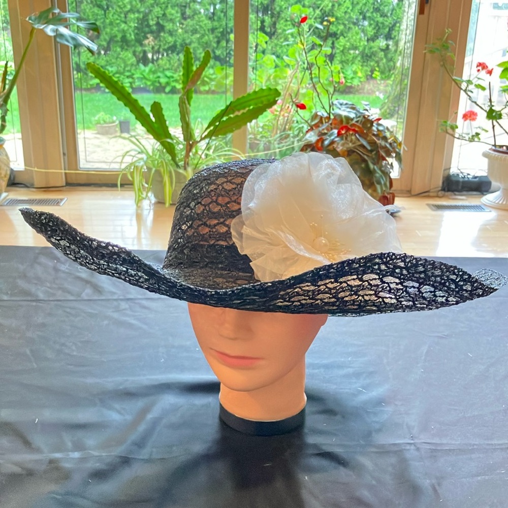 Elegant Black Lace Women's Hat with White Flower